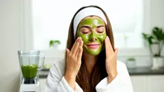 Zo maak je thuis de simpelste en goedkoopste toner voor een vermoeide huid