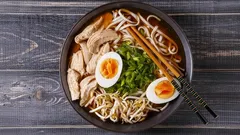 Hoe maak je ramen met kip en noedels – een vullende Japanse soep