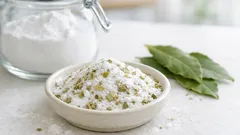 Baksoda en laurier: zo verwijder je geurtjes in huis met een simpel mengsel