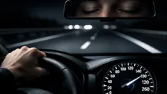 Slaperig achter het stuur? Zo herken je microslaap en voorkom je 100 meter blind rijden