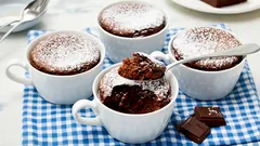 Hoe maak je de perfecte chocolade-mugcake in slechts 3 minuten
