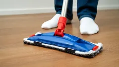 Voeg dit toe aan het dweilwater zodat je witte sokken altijd schoon blijven