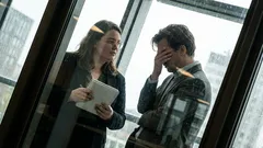 Kort verhaal: In de ontvangsthal zei hij één zin, en de sfeer kantelde meteen