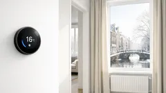 Verwarming aan laten of uitzetten: zo bespaar je echt op stookkosten