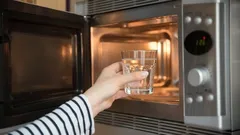 Daarom moet je water nooit in de magnetron koken — onthoud dit voor eens en altijd
